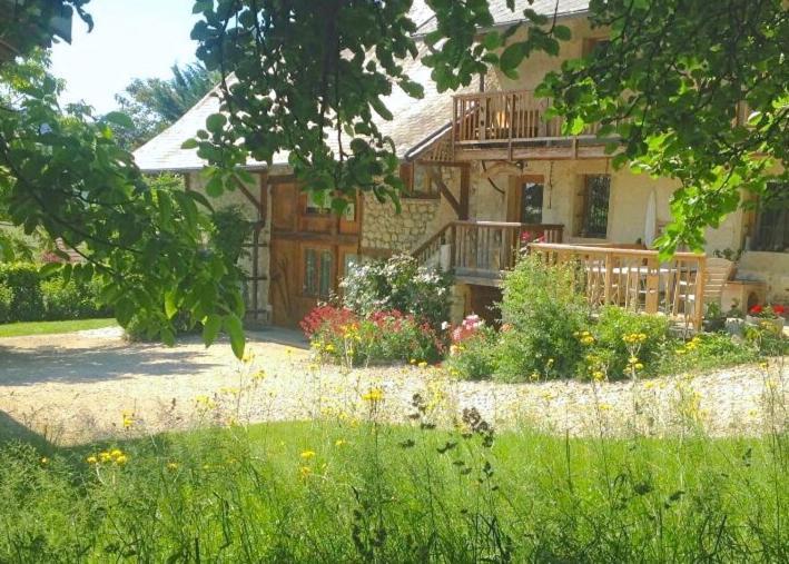 Gite "La 5Eme Saison" Attignat-Oncin Exterior photo